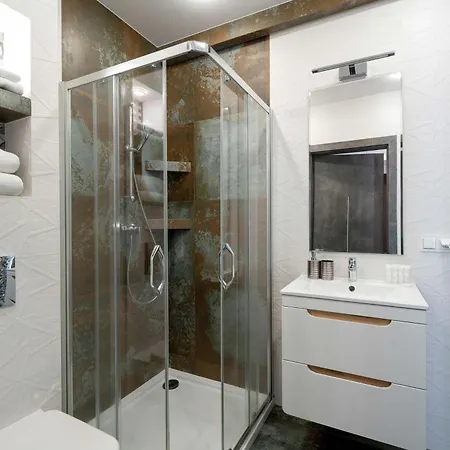Blue In With Mountain View And Parking By Renters Apartamento *