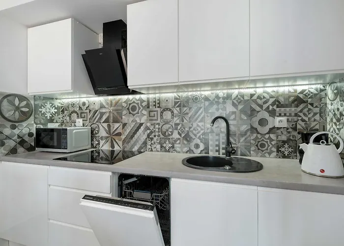 Lägenhet Blue In With Mountain View And Parking By Renters