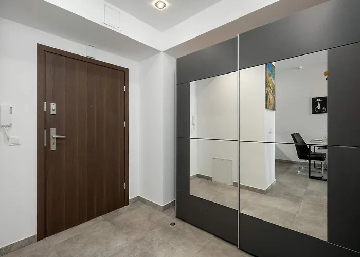 Blue In With Mountain View And Parking By Renters Lägenhet Karpacz